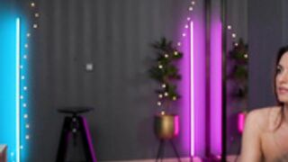 Calliadesigner sexy with gloves