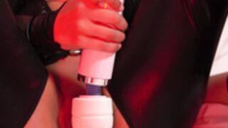 Kayla Kapoor vibrator