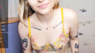 Tastiestcandy nip slip