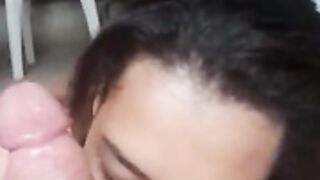 Morena mamando gostoso