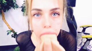 Funnybunny dildo deepthroat