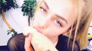 Funnybunny dildo deepthroat