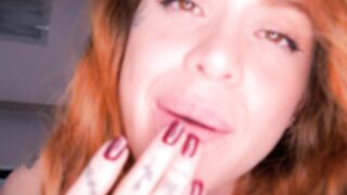 Maru Karv -  Teasing with her sexy body