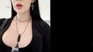 EVILYN upskirt view in store (no sound)