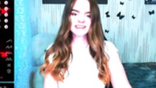 Lindawoodsyofficialy rare wet t-shirt show