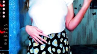 Lindawoodsyofficialy rare wet t-shirt show