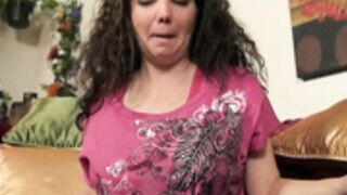 TMC Kiki blows up her boobs