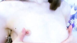 avrora_deis heinously exploits her young looks