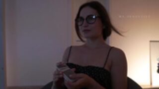 Ms_seductive face and teasing 2022-08-04 2