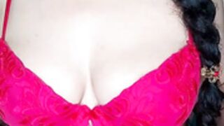 Telugu queen cute boobs show