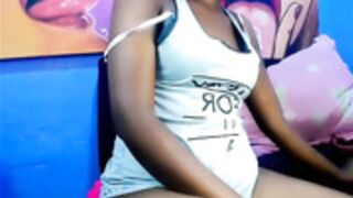 Eroticdesiresxxx hot darkskinned camwhore dildo fuck