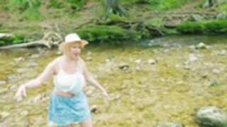 Mya Quinn - Public sex pussy to mouth orgy creampie
