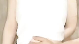 Live navel fingering