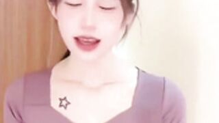 Request live navel fingering
