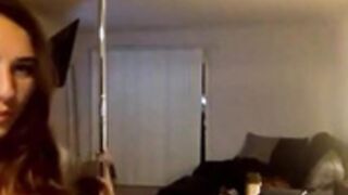 ṢẇeeṫḲᴉẇᴉṁ & ℳiяαƞdα ♥ Pole Dancing
