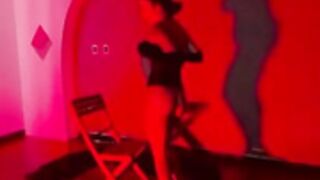 ß℮ℓℓαŔośśíí ✯ Pole Dancing