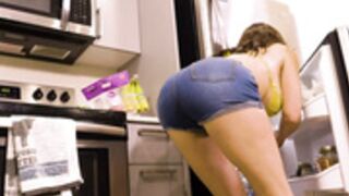 Krissy Lynn Sexy In The Kitchen