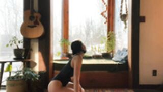 cyncyncyn - workout wednesday - yoga (2022)