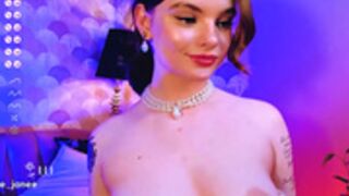 hottie_jane gorgeous. Tats say "Fight to the end" LOL