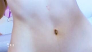 avrora_deis  slender 18yo decievingly; innocent face