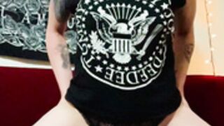 RedWillow9269 riding dildo slowmo