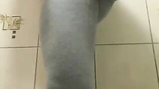 Amateur Squirming masturbating and squirting in leggins