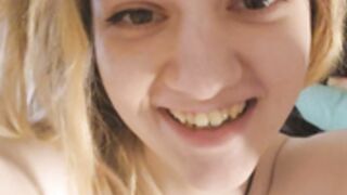 Annonalfa / Claire Mort - POV kisses