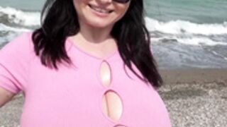Busty_Ema beach flash 1