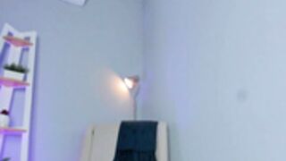 thiany_guerra 10.06.2023 kinky squirt show pt 1