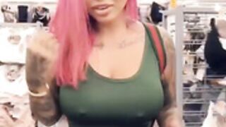Brittanya Razavi masturbates in public