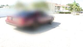 Diamond Kitty flashing on the street!