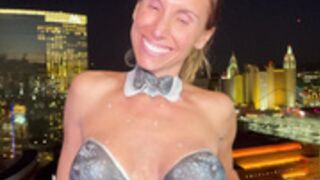 Hotwife bodypaint slut gets huge cock