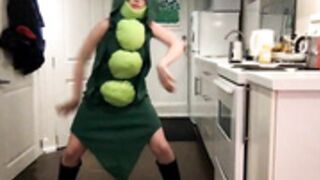 Littlesugarpea She Dances and Flashes Tits