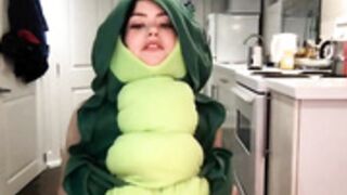 Littlesugarpea She Dances and Flashes Tits