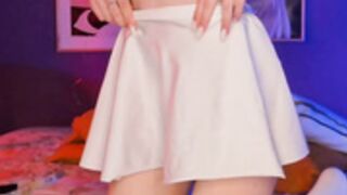Sasha 220418 0525 01Masturbation