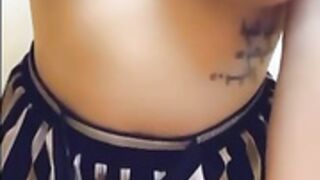 Jamie shows off titties