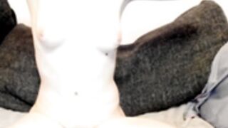 moon_olivia 211209 naked, bald pussy, very sexy, bate