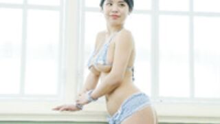 robin-vol-02-big-boob-girl