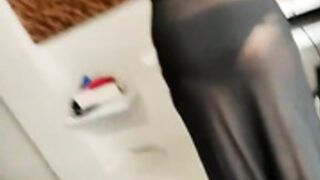 Chikni_Bhabhi (17) hot blowjob in hotel