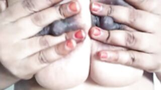 Desi aunty naina-143 pressing big boobs