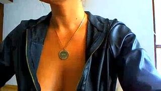 seniorita BJ on dildo