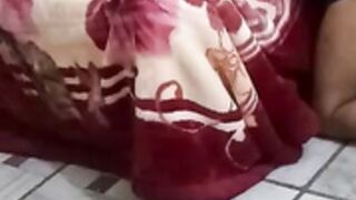 Chubby bhabhi pussy licking by lover
