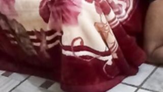 Chubby bhabhi pussy licking by lover