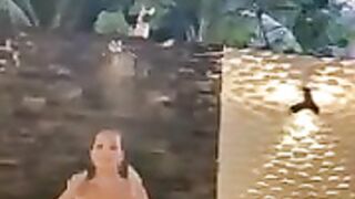 Travel with Lucy shower