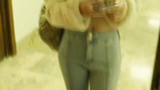 hi, welcome... and 32 seconds later cum in her mouth