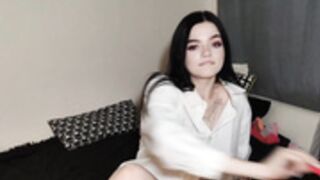 Stussy 211130 0705 CloseUpOpenPussy