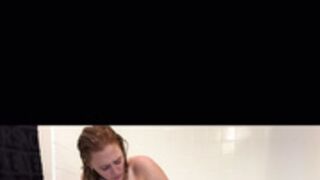 Carrot cake Bath didlo