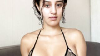 Jenny Onlyfans striptease and buttplug play