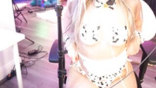Azra NSFW ASMR