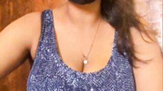HaaniKaur remove top